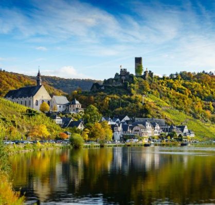 Moselradweg: Beilstein und Burg Metternich